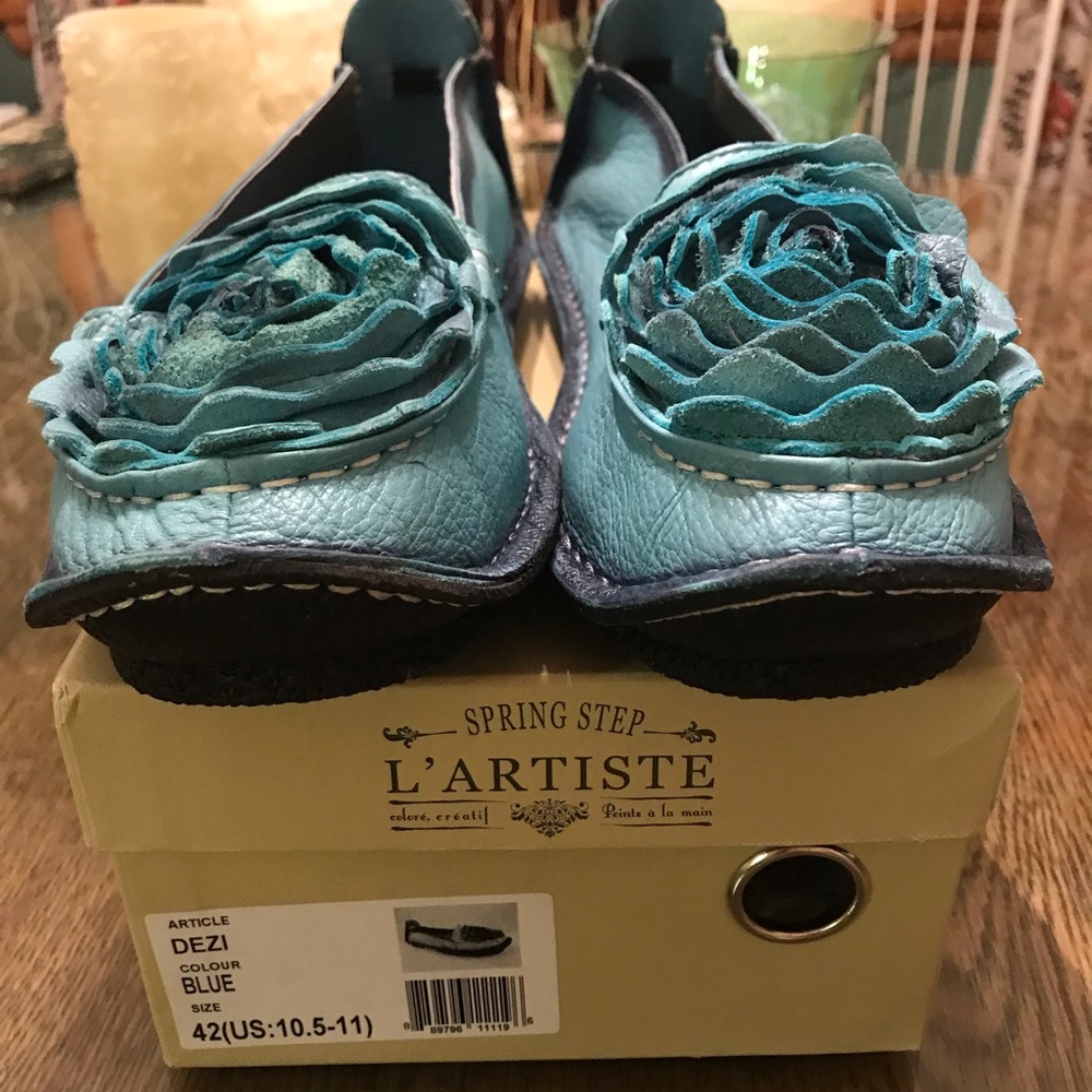 L’Artiste by Spring Step leather flats, size 10